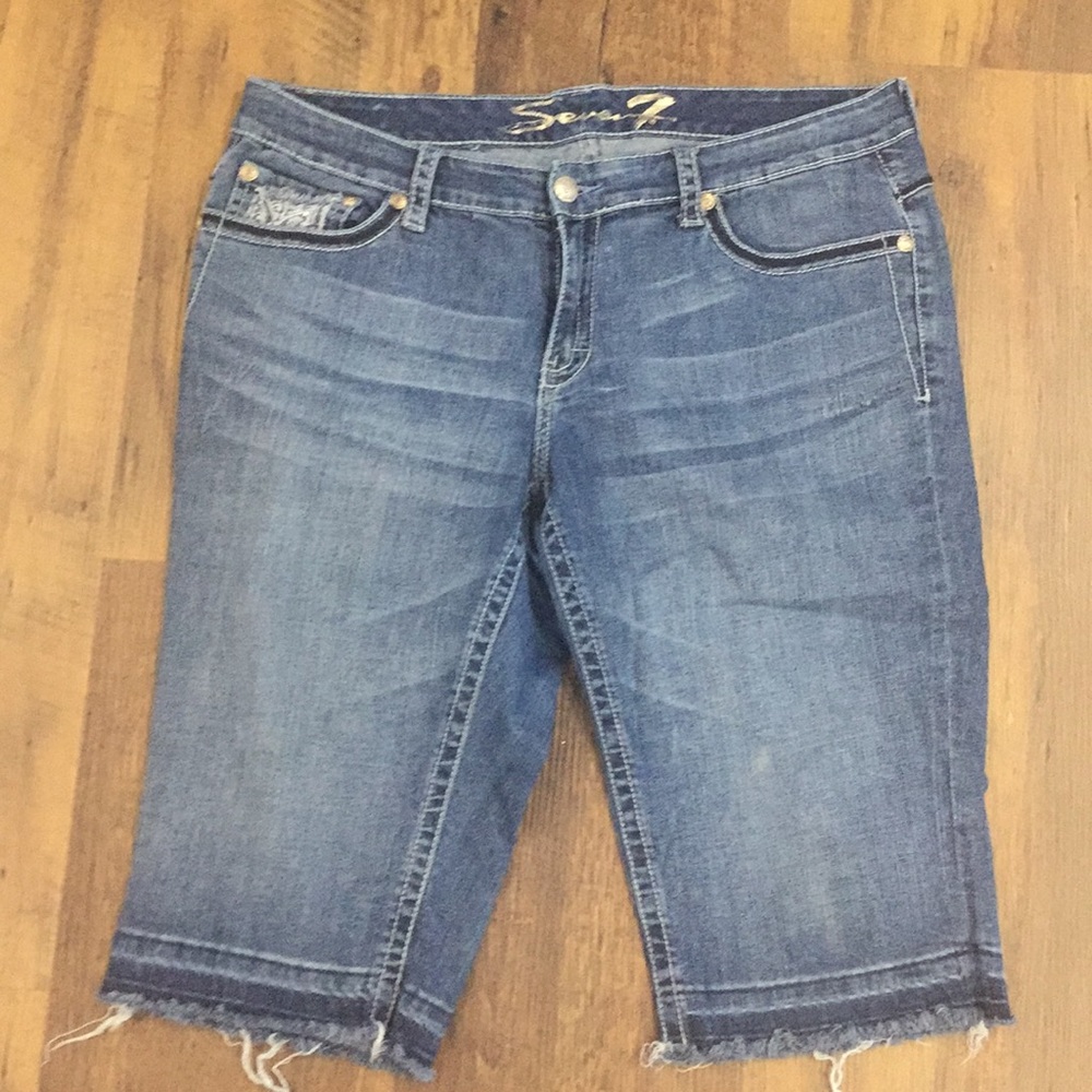 Size 18 Denim Capris